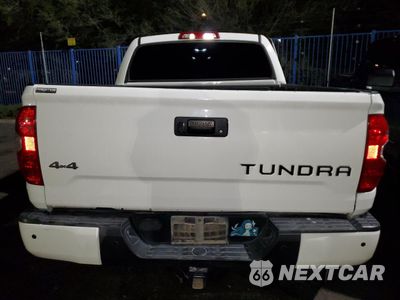 Zdjęcie 6 z 12 samochodu: 2019 TOYOTA TUNDRA CREWMAX 1794 VIN:5TFAY5F13KX795114 - miniatura