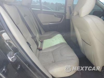 Zdjęcie 10 z 12 samochodu: 2018 VOLVO V60 T5 WAGON DYNAMIC VIN:YV140MELXJ2389290 - miniatura