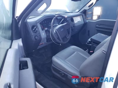 Zdjęcie 8 z 13 samochodu: 2012 FORD F450 SUPER DUTY VIN:1FDUF4GY4CEC36124 - miniatura