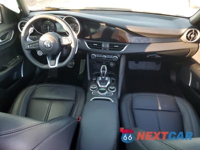 Zdjęcie 8 z 12 samochodu: 2023 ALFA ROMEO GIULIA SPRINT VIN:ZARFAMAN9P7671697 - miniatura