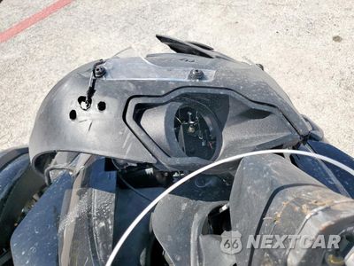 Zdjęcie 7 z 10 samochodu: 2016 CAN-AM SPYDER ROADSTER RS-S VIN:2BXNABC2XGV000090 - miniatura
