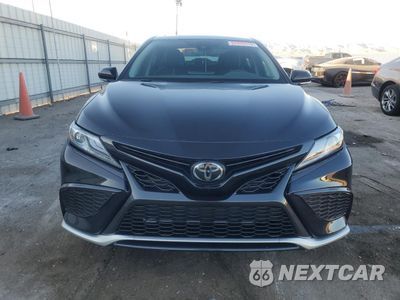 Piąte zdjęcie samochodu w środku: 2023 TOYOTA CAMRY XSE VIN:4T1K61AK7PU773270 - miniatura