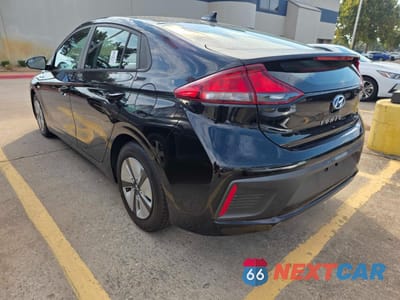 Trzecie zdjęcie samochodu z tyłu: 2019 HYUNDAI IONIQ BLUE VIN:KMHC65LC3KU156166 - miniatura