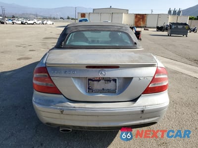 Zdjęcie 6 z 12 samochodu: 2005 MERCEDES-BENZ CLK 500 VIN:WDBTK75G05T035499 - miniatura