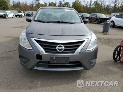 Piąte zdjęcie samochodu w środku: 2016 NISSAN VERSA S VIN:3N1CN7AP0GL912694 - miniatura