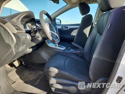 Zdjęcie 7 z 14 samochodu: 2014 NISSAN SENTRA S VIN:3N1AB7AP9EL661168 - miniatura