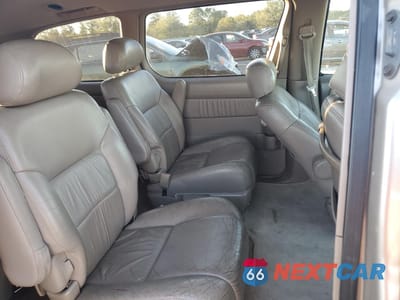 Zdjęcie 11 z 13 samochodu: 2000 TOYOTA SIENNA LE VIN:4T3ZF13C6YU279558 - miniatura