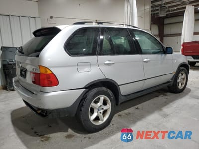 Trzecie zdjęcie samochodu z tyłu: 2002 BMW X5 3.0I VIN:5UXFA53532LP51573 - miniatura