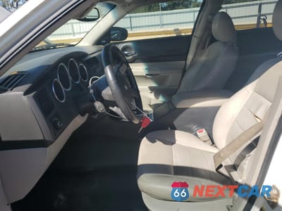 Zdjęcie 7 z 12 samochodu: 2005 DODGE MAGNUM R/T VIN:2D8GV58265H656291 - miniatura