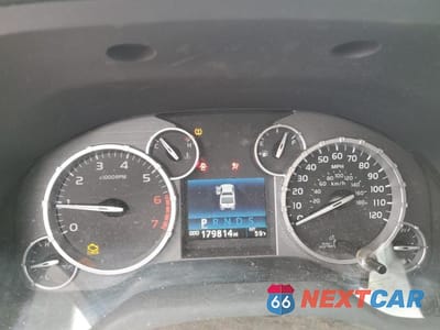 Zdjęcie 9 z 12 samochodu: 2015 TOYOTA TUNDRA CREWMAX SR5 VIN:5TFDW5F17FX438849 - miniatura