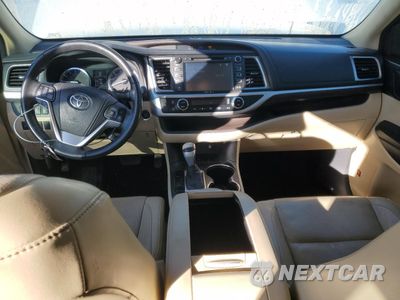 Zdjęcie 8 z 15 samochodu: 2015 TOYOTA HIGHLANDER LIMITED VIN:5TDYKRFH6FS045416 - miniatura