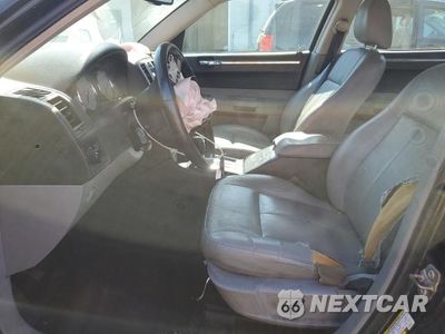 Zdjęcie 7 z 11 samochodu: 2006 CHRYSLER 300 TOURING VIN:2C3KA53G46H360571 - miniatura