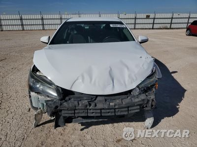 Piąte zdjęcie samochodu w środku: 2017 TOYOTA CAMRY LE VIN:4T1BF1FKXHU302501 - miniatura