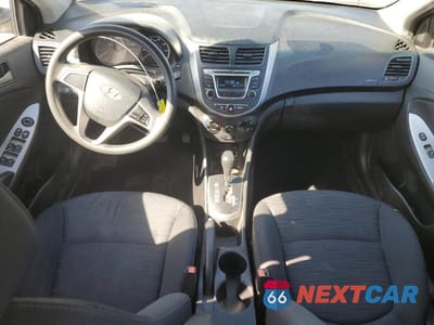 Zdjęcie 8 z 12 samochodu: 2017 HYUNDAI ACCENT SE VIN:KMHCT5AE5HU336836 - miniatura