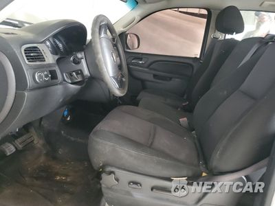 Zdjęcie 7 z 13 samochodu: 2013 CHEVROLET TAHOE POLICE VIN:1GNLC2E00DR159926 - miniatura