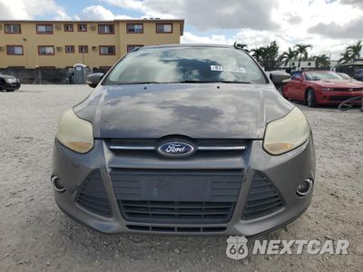 Zdjęcie 6 z 13 samochodu: 2014 FORD FOCUS SE VIN:1FADP3K26EL191500 - miniatura