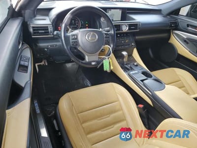 Zdjęcie 8 z 12 samochodu: 2016 LEXUS RC 350 VIN:JTHSE5BC2G5006067 - miniatura