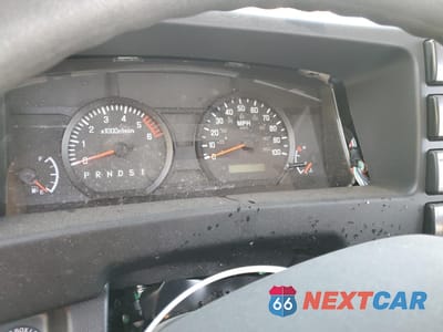 Zdjęcie 9 z 13 samochodu: 2026 ISUZU NPR HD VIN:54DC4J1D8TS200671 - miniatura