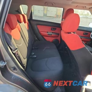 Zdjęcie 10 z 12 samochodu: 2010 KIA SOUL + VIN:KNDJT2A25A7066205 - miniatura