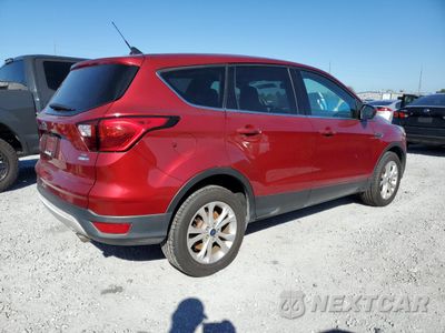 Trzecie zdjęcie samochodu z tyłu: 2019 FORD ESCAPE SE VIN:1FMCU9GD7KUB24269 - miniatura