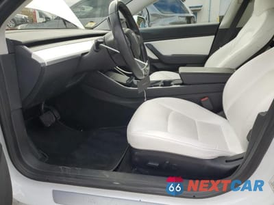 Zdjęcie 7 z 13 samochodu: 2018 TESLA MODEL 3 VIN:5YJ3E1EBXJF134712 - miniatura