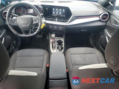 Zdjęcie 8 z 12 samochodu: 2025 CHEVROLET TRAX 1RS VIN:KL77LGEP8SC308892 - miniatura