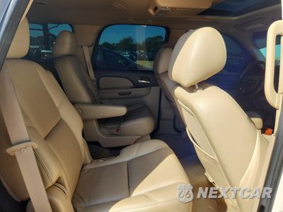 Zdjęcie 11 z 16 samochodu: 2011 CHEVROLET TAHOE C1500 LTZ VIN:1GNSCCE05BR308149 - miniatura