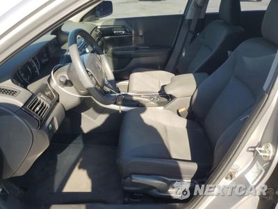 Zdjęcie 7 z 13 samochodu: 2017 HONDA ACCORD LX VIN:1HGCR2F39HA108074 - miniatura