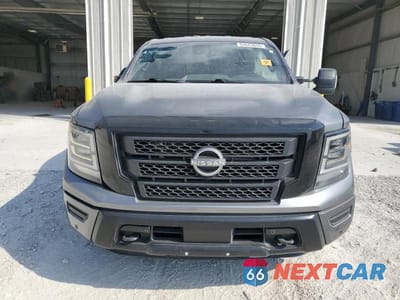 Piąte zdjęcie samochodu w środku: 2023 NISSAN TITAN SV VIN:1N6AA1ED3PN105970 - miniatura