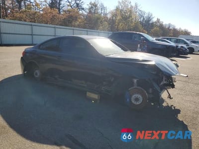 Czwarte zdjęcie samochodu z boku: 2015 BMW M4 VIN:WBS3R9C59FK330045 - miniatura