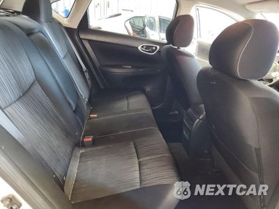 Zdjęcie 10 z 13 samochodu: 2017 NISSAN SENTRA S VIN:3N1AB7AP5HY340932 - miniatura