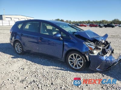 Czwarte zdjęcie samochodu z boku: 2015 TOYOTA PRIUS V VIN:JTDZN3EU4FJ038727 - miniatura