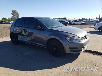 Czwarte zdjęcie samochodu z boku: 2015 VOLKSWAGEN GOLF VIN:3VW817AU1FM011473 - miniatura
