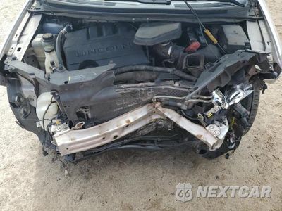 Zdjęcie 12 z 14 samochodu: 2010 LINCOLN MKX VIN:2LMDJ8JC1ABJ24946 - miniatura