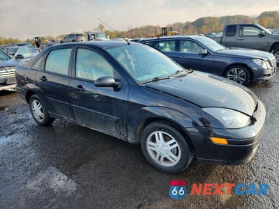 Czwarte zdjęcie samochodu z boku: 2003 FORD FOCUS SE COMFORT VIN:1FAFP34393W284490 - miniatura