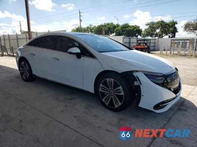 Czwarte zdjęcie samochodu z boku: 2022 MERCEDES-BENZ EQS SEDAN 450+ VIN:W1KCG2DB6NA006408 - miniatura