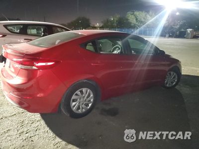 Trzecie zdjęcie samochodu z tyłu: 2018 HYUNDAI ELANTRA SE VIN:5NPD74LF6JH226052 - miniatura