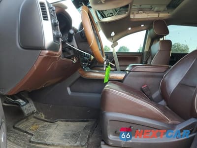 Zdjęcie 7 z 12 samochodu: 2015 CHEVROLET SILVERADO K1500 HIGH COUNTRY VIN:3GCUKTEJ7FG326557 - miniatura