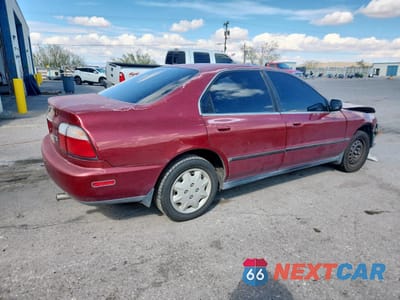 Trzecie zdjęcie samochodu z tyłu: 1996 HONDA ACCORD LX VIN:1HGCD5638TA056011 - miniatura
