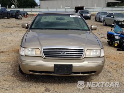 Piąte zdjęcie samochodu w środku: 1999 FORD CROWN VICTORIA LX VIN:2FAFP74W1XX143070 - miniatura