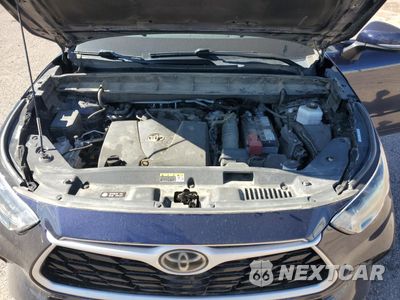Zdjęcie 12 z 14 samochodu: 2021 TOYOTA HIGHLANDER XLE VIN:5TDHZRBH1MS092545 - miniatura