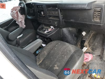 Zdjęcie 8 z 14 samochodu: 2020 GMC SAVANA G2500 VIN:1GTW7AFG1L1183486 - miniatura