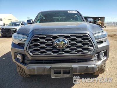 Piąte zdjęcie samochodu w środku: 2020 TOYOTA TACOMA DOUBLE CAB VIN:3TMCZ5AN4LM324743 - miniatura