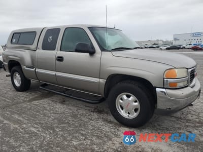 Czwarte zdjęcie samochodu z boku: 2001 GMC NEW SIERRA K1500 VIN:2GTEK19T911223999 - miniatura
