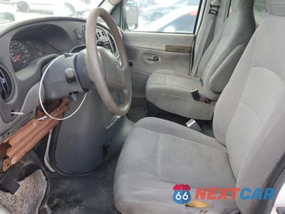 Zdjęcie 7 z 14 samochodu: 2003 FORD ECONOLINE E250 VAN VIN:1FTNE24W83HA96421 - miniatura