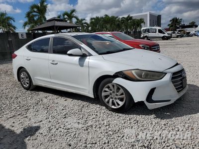 Czwarte zdjęcie samochodu z boku: 2017 HYUNDAI ELANTRA SE VIN:5NPD74LF0HH098904 - miniatura