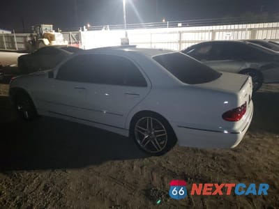 Drugie zdjęcie samochodu z przodu: 2001 MERCEDES-BENZ E 320 VIN:WDBJF65J31B184264 - miniatura