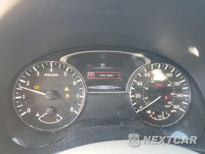 Zdjęcie 9 z 12 samochodu: 2017 NISSAN ALTIMA 2.5 VIN:1N4AL3AP7HN360881 - miniatura