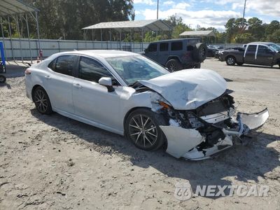 Czwarte zdjęcie samochodu z boku: 2024 TOYOTA CAMRY SE NIGHT SHADE VIN:4T1G11AKXRU260991 - miniatura