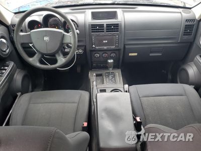 Zdjęcie 8 z 15 samochodu: 2011 DODGE NITRO HEAT VIN:1D4PT4GK3BW603581 - miniatura
